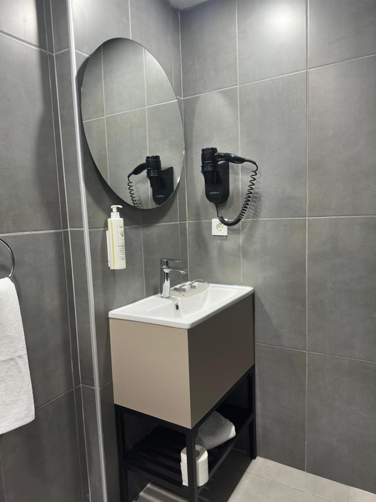 Monezza Hotel Maltepe Istanbul Bagian luar foto